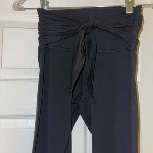 LULUEMON TIE FRONT ALIGN LEGGINGS